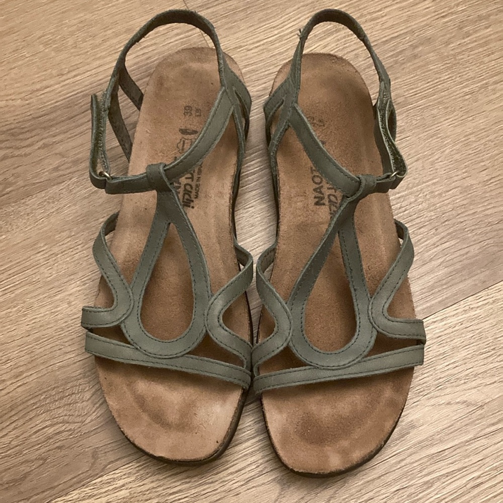 Naot Dorith Sea Green Sandals Size 39